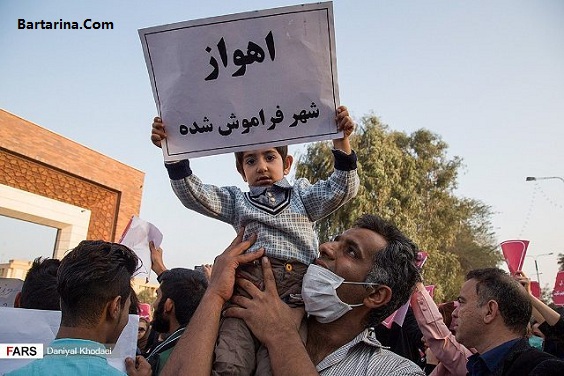 فیلم اعتراض مردم اهواز در مقابل استانداری خوزستان بهمن 95