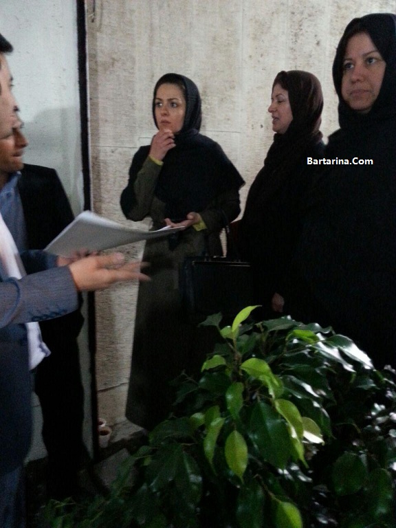 عکس ثبت نام بیتا سحرخیز در انتخابات شورای شهر تهران