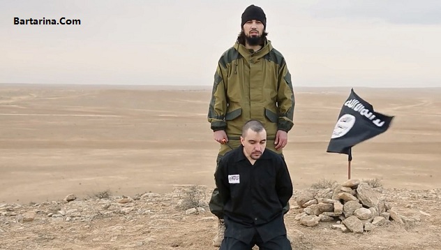 فیلم 18+ گردن زدن و ذبح افسر روسیه توسط جلاد وحشی داعش